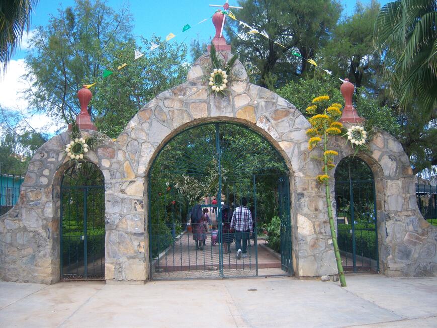 entrada poza